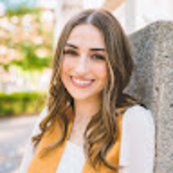 Meet your Posher, Amy - Picture 1 of 1